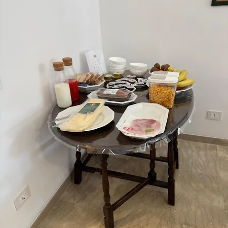 Bed & Breakfast Residenza Savelli 4*